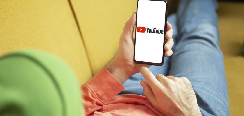 how to report a channel on youtube